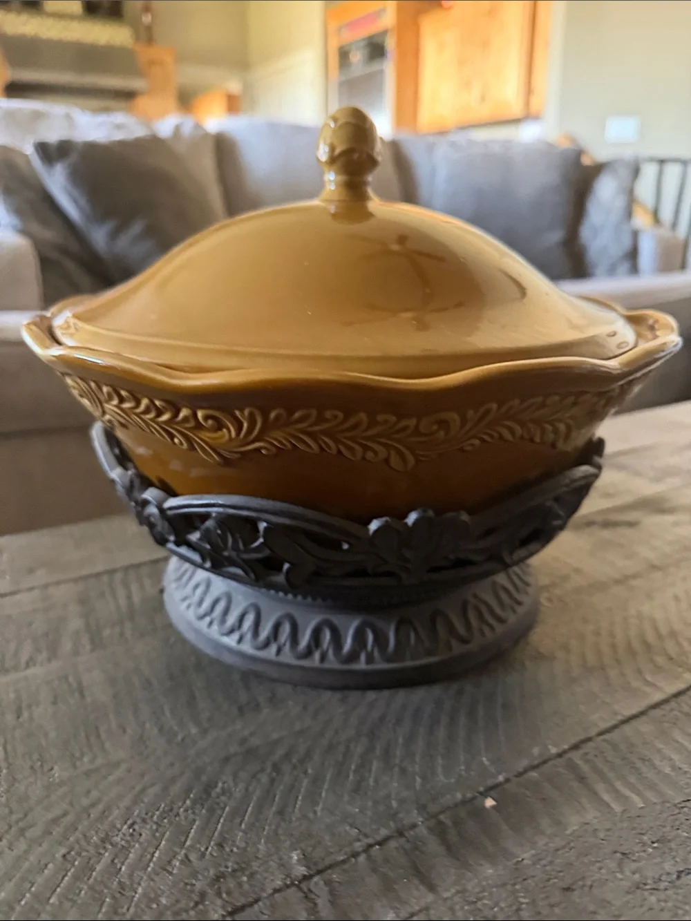Certified International Heritage bowl and stand